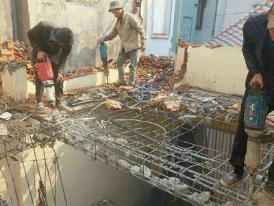 Dịch vụ đập phá tháo dỡ, đào móng, vận chuyển xà bần Quận 7